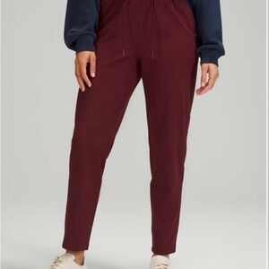 Lululemon Stretch High Rise 7/8 Length Pant 25" Red Merlot great condition